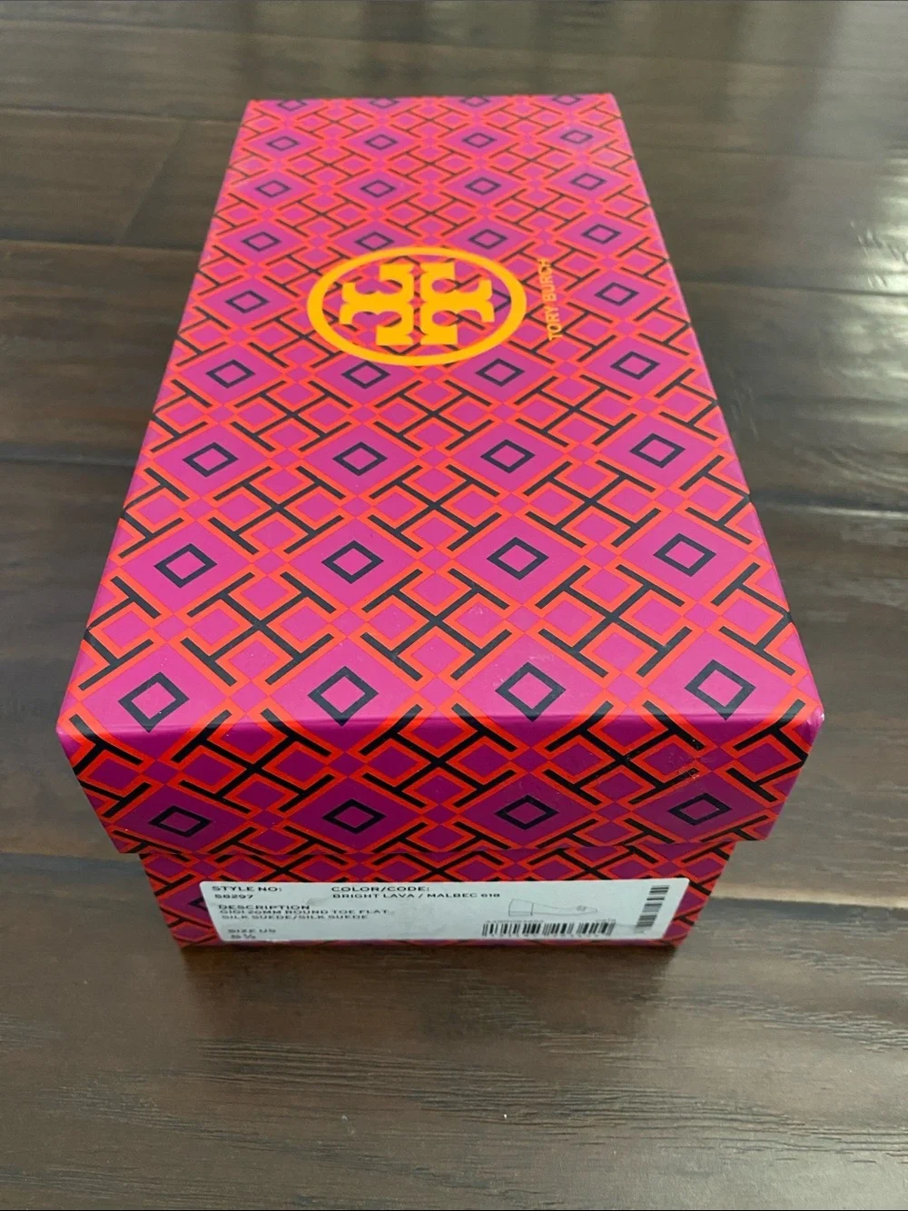New with box Tory Burch Gigi 20MM Toe flat heeled suede women’s size 5.5 M